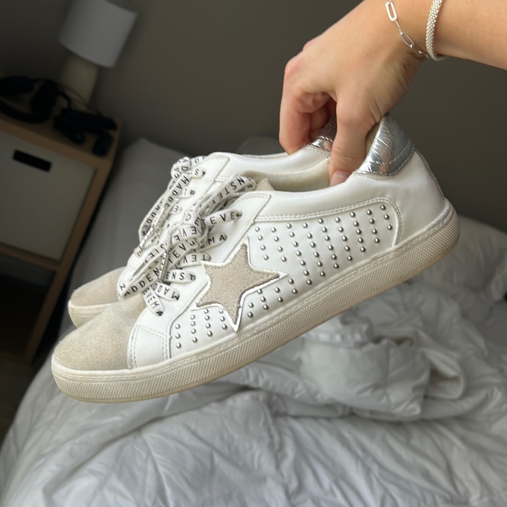 Steve Madden Sneakers